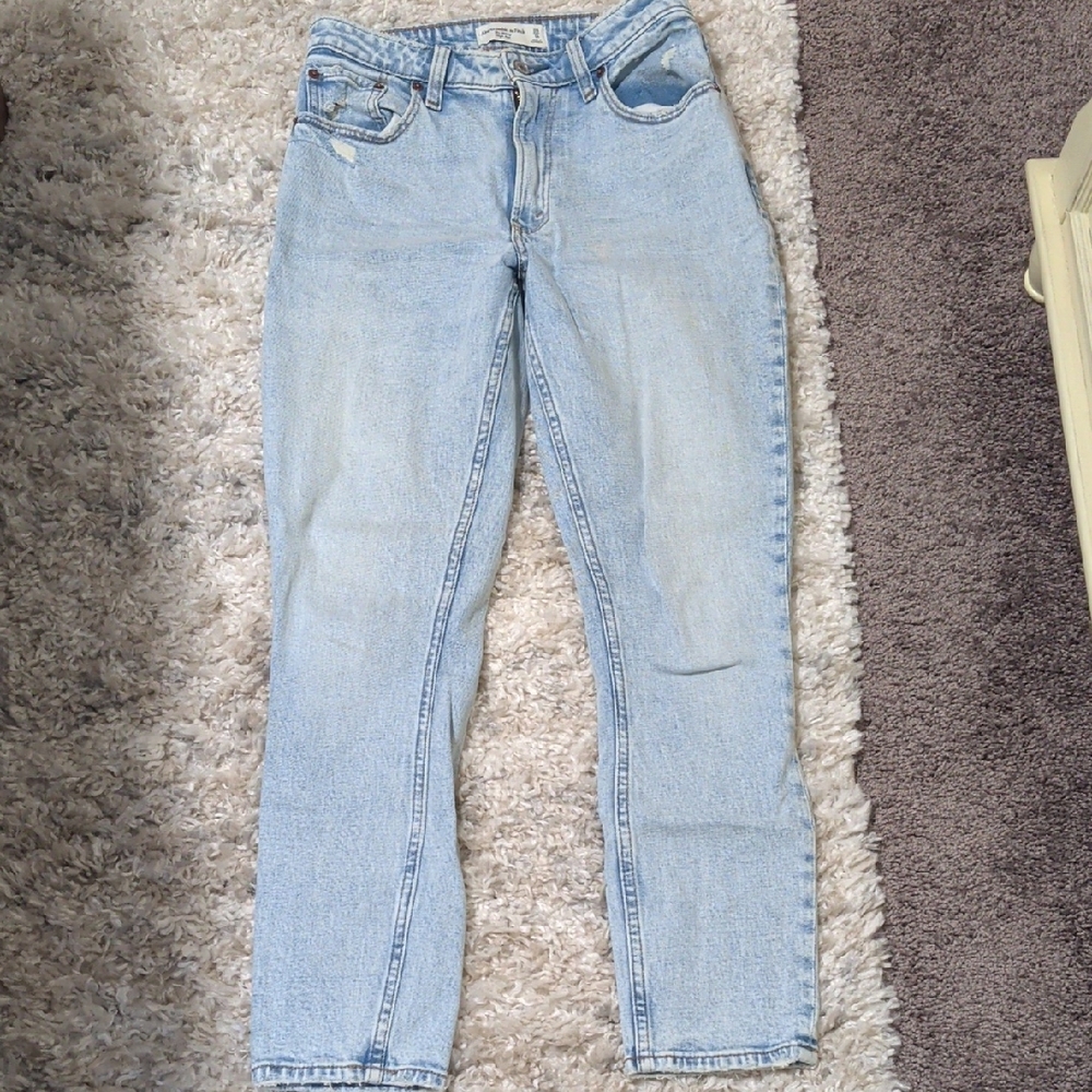 Abercrombie & Fitch Women's Light Wash Skinny High Rise Jeans